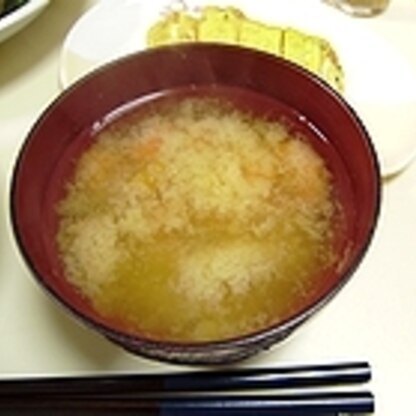 具が見えにくくてごめんなさい。私好みの甘い味噌汁に仕上がり、とっても美味しくいただきました。
（ ＾－＾ ）